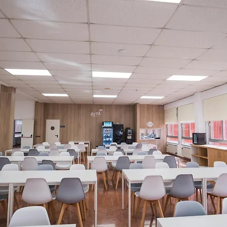 Hotel Residencia Zeta *